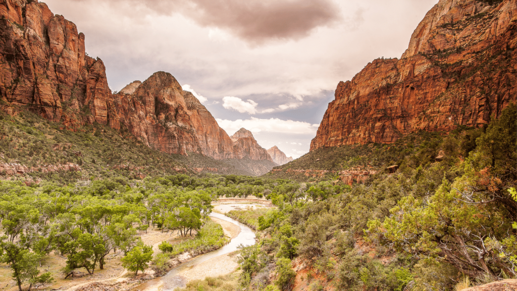 Best Places to Glamp near Zion National Park