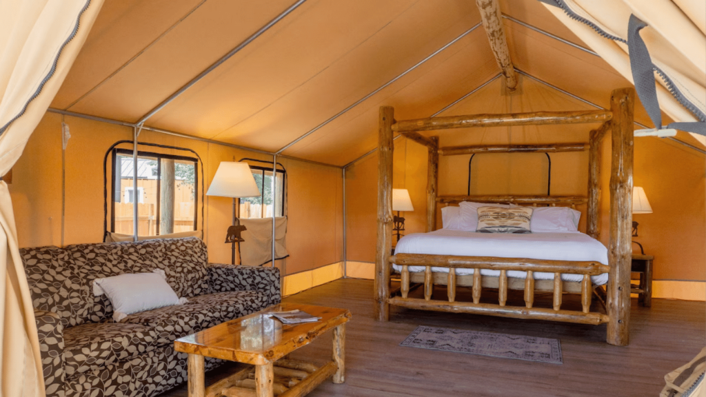 Glamping Grand Tetons - Private Glamping Tent Village