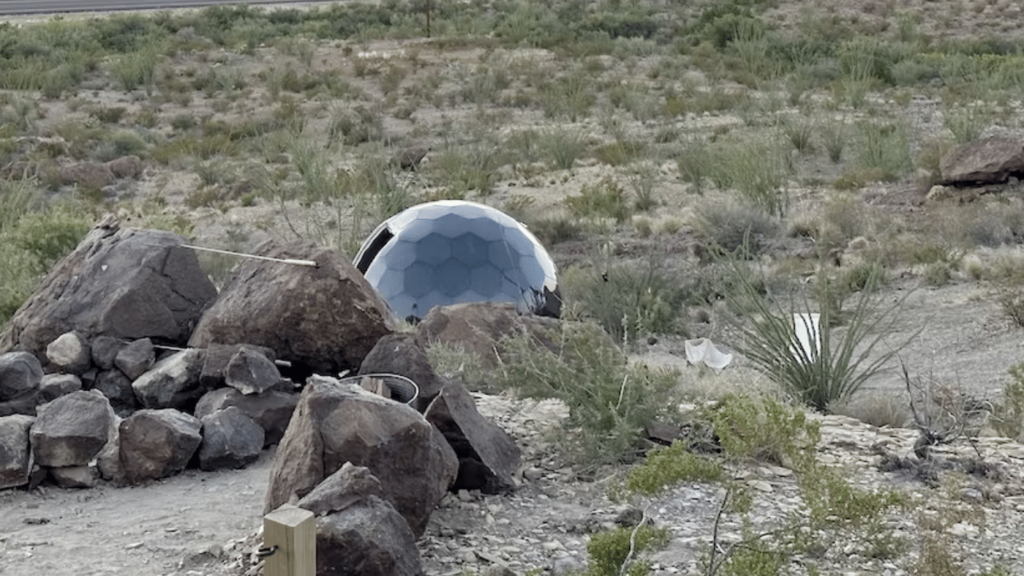 Glamping Near Big Bend National Park - Space Dome