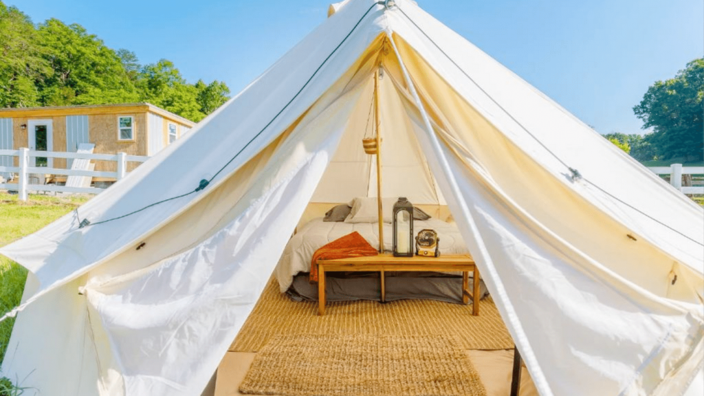 Glamping Near Chattanooga TN - Glamporous Yurt