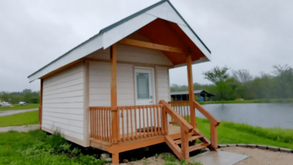 Glamping Near Kansas City - Powell’s Creekside Haven Campground