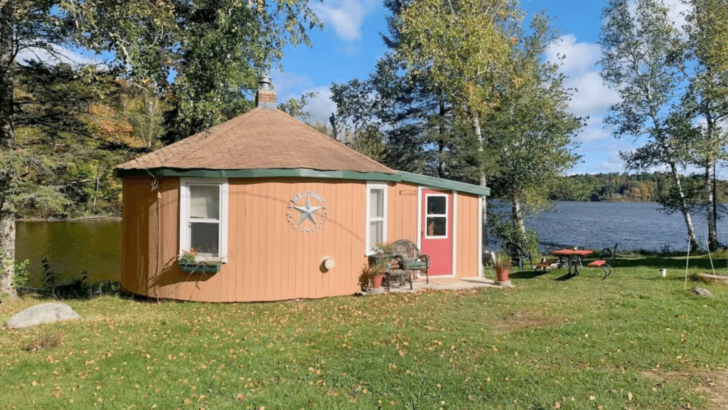 Glamping in Wisconsin - Bucktail Lodge Riverview Cabin